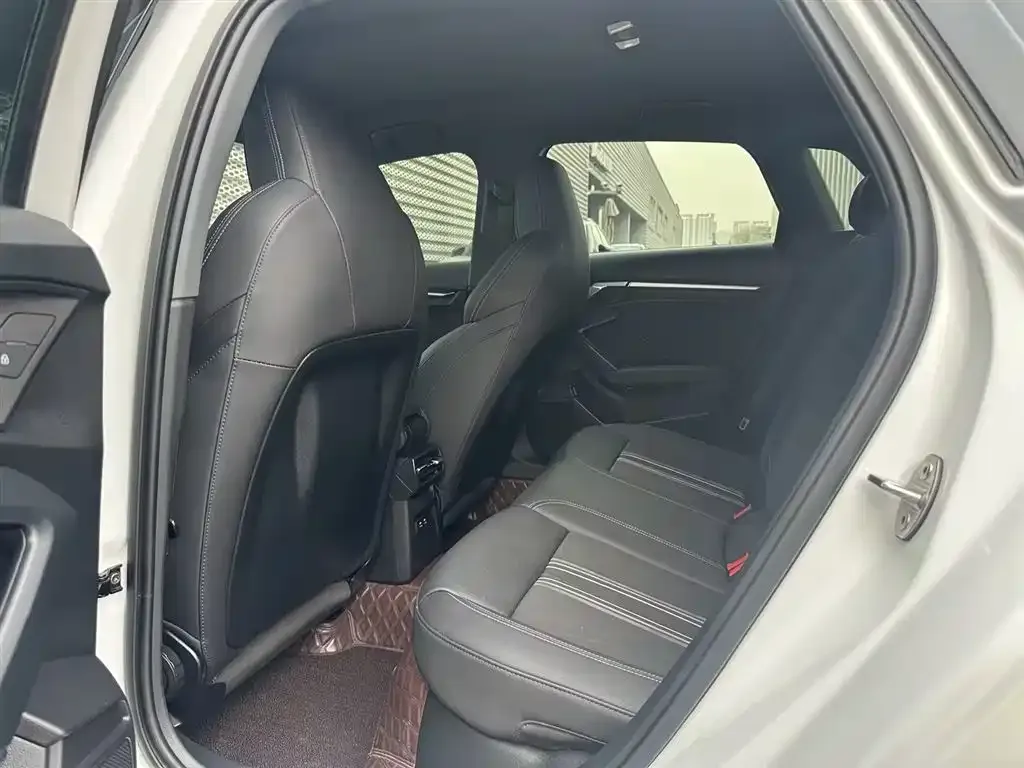 Audi A3 2022 из CN, фото 10