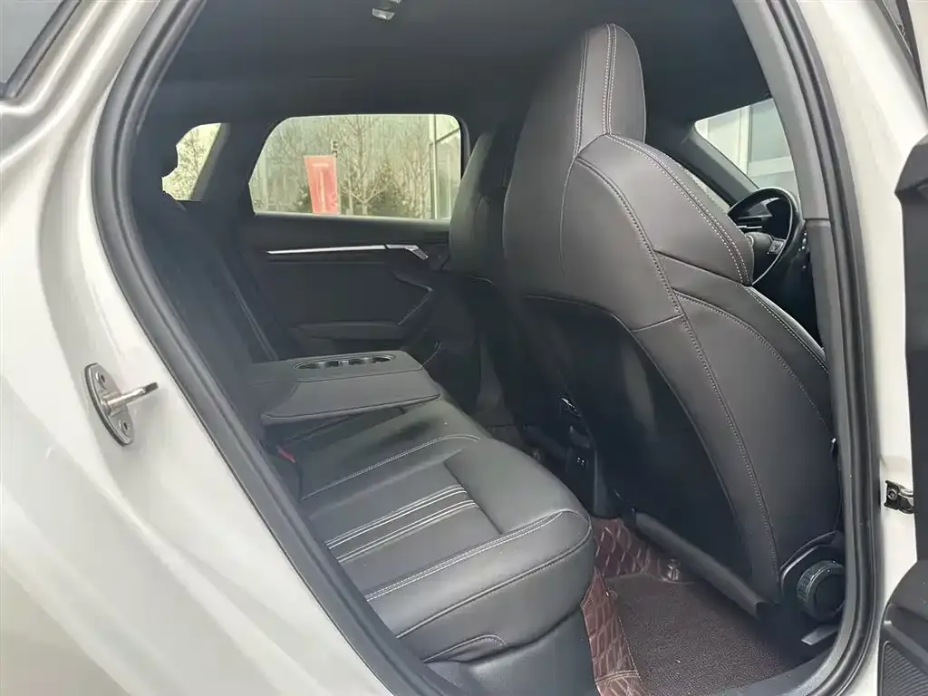 Audi A3 2022 из CN, фото 2