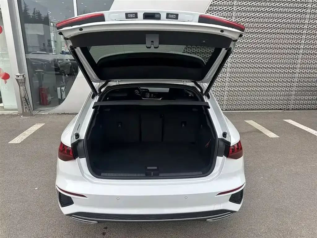 Audi A3 2022 из CN, фото 5