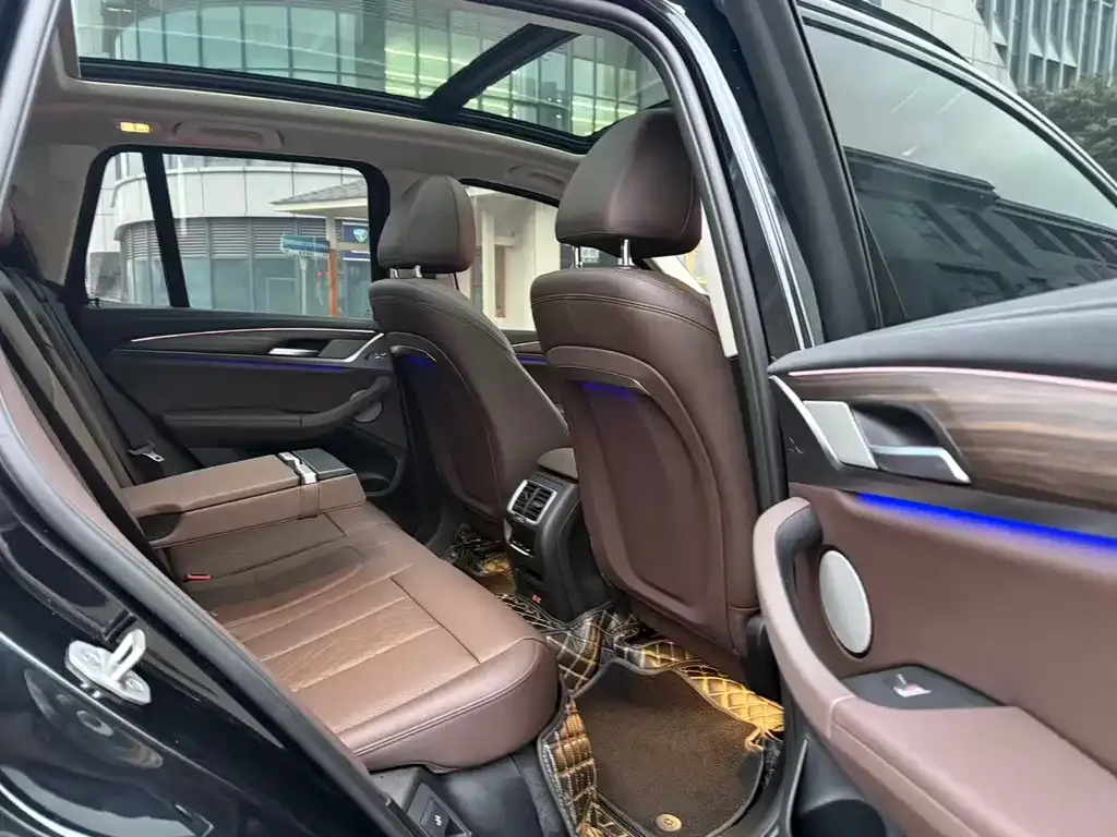 BMW X3 2024 из CN, фото 9