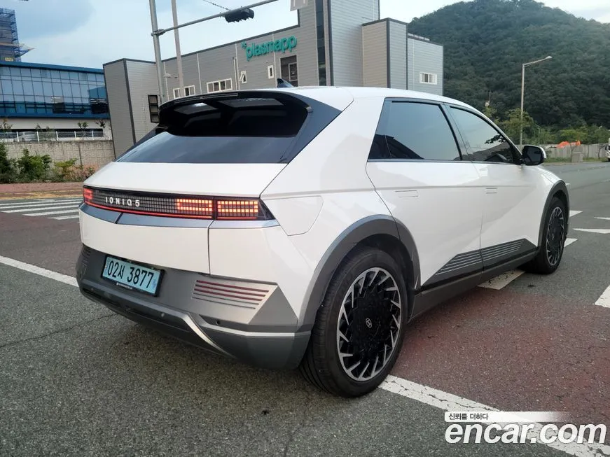 Hyundai Ioniq5 — фото 2