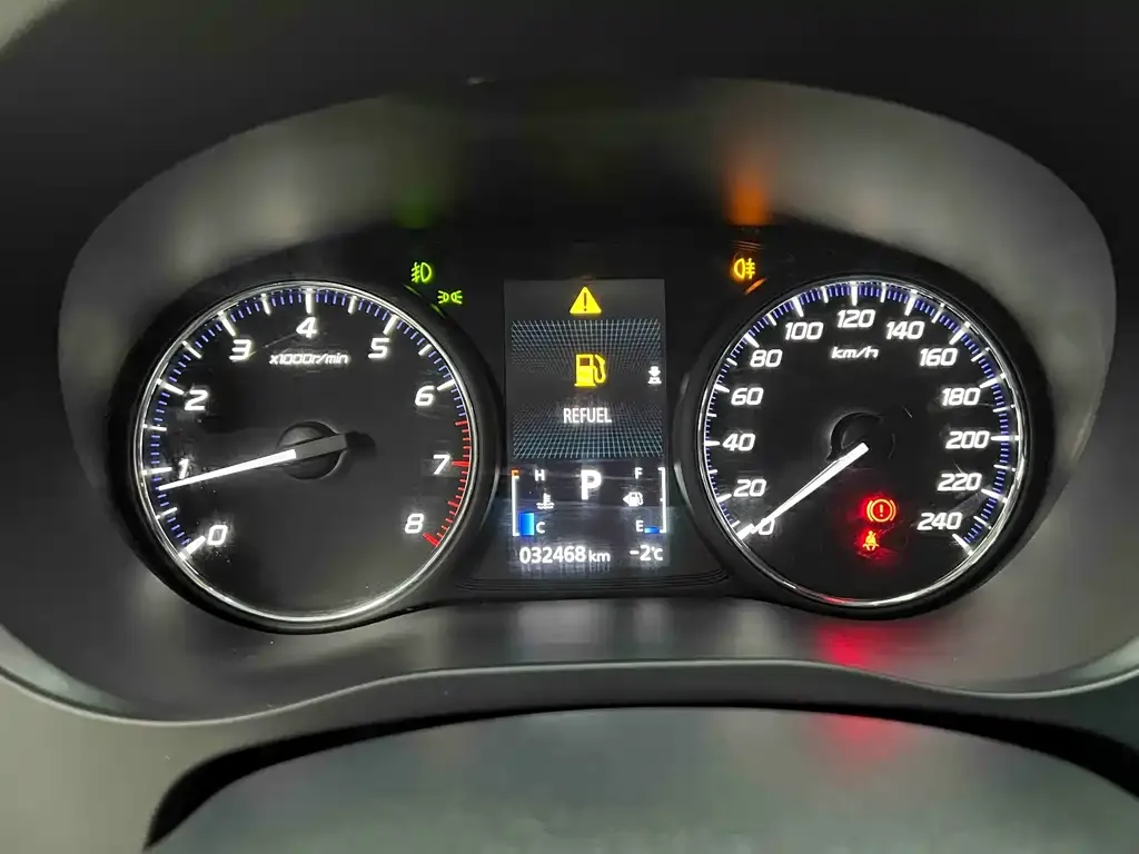 Mitsubishi Outlander 2023 из CN, фото 4