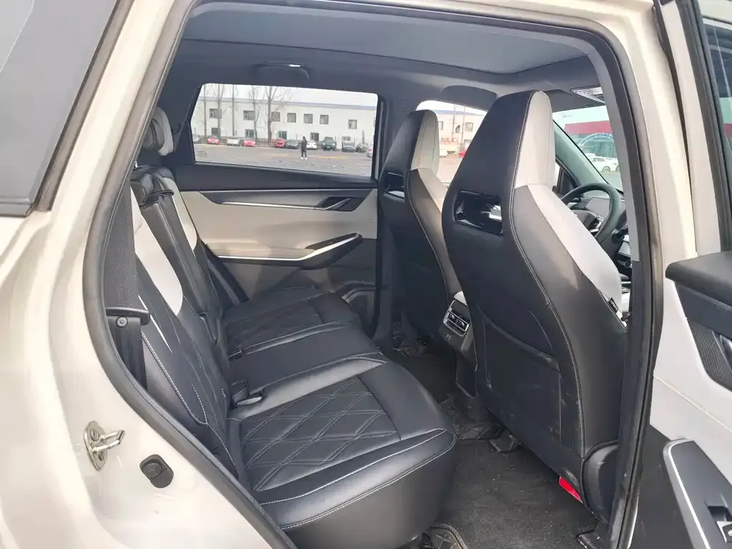 Changan CS75PLUS 2023 из CN, фото 2