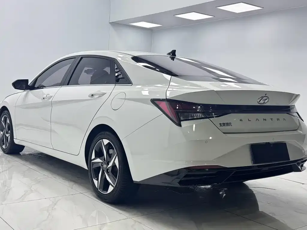 Hyundai Elantra 2021 из CN, фото 6