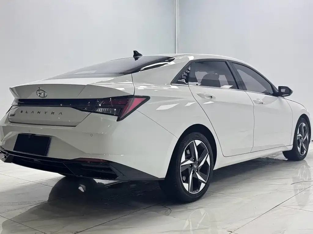 Hyundai Elantra 2021 из CN, фото 4