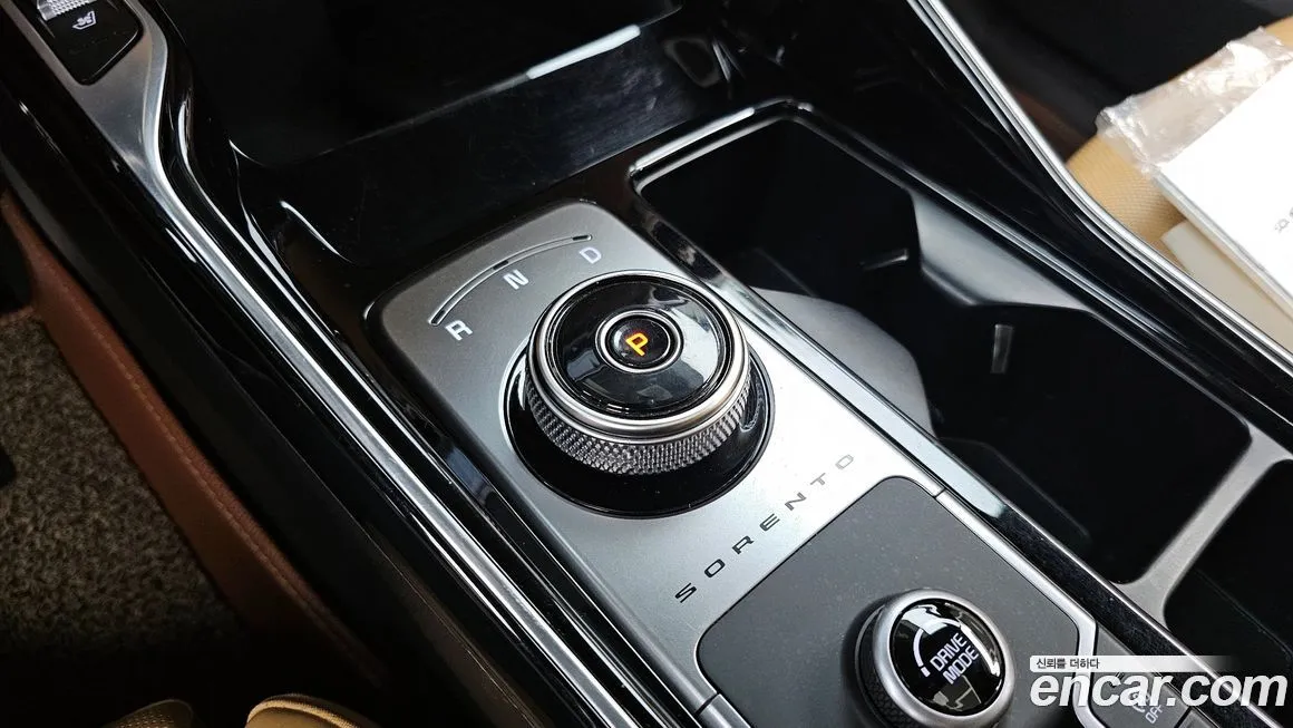 Kia Sorento — фото 8