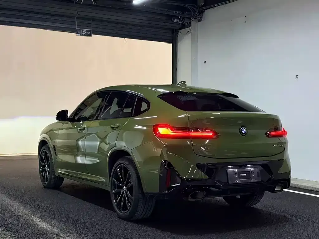 BMW X4 2022 из CN, фото 2
