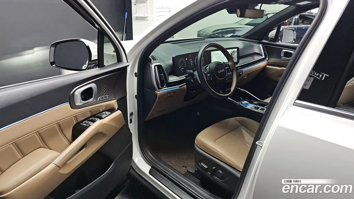 Kia Sorento — фото 8