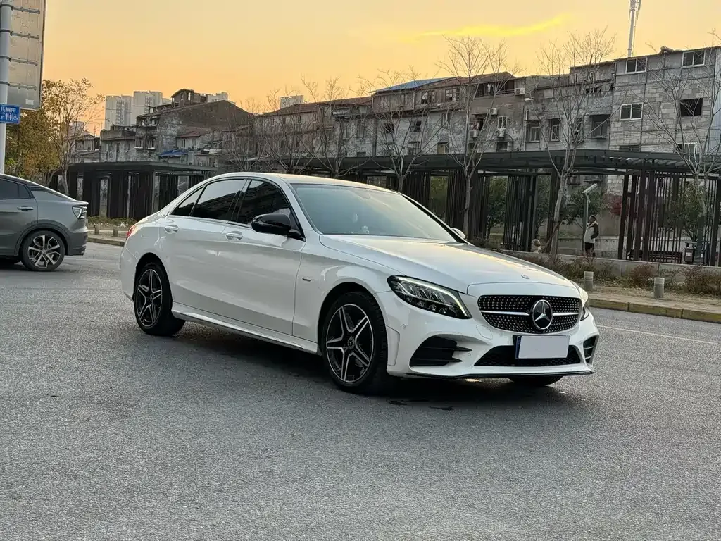 Mercedes-Benz C-Class — фото 8