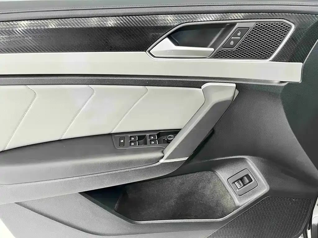Volkswagen Tayron 2023 из CN, фото 8