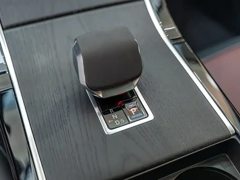 Land Rover Evoque 2026 из CN, фото 8