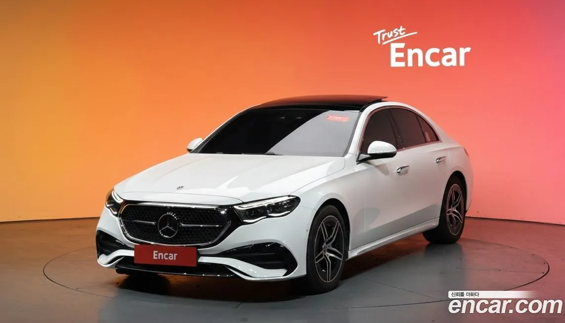 Mercedes-Benz E-Class — фото 1