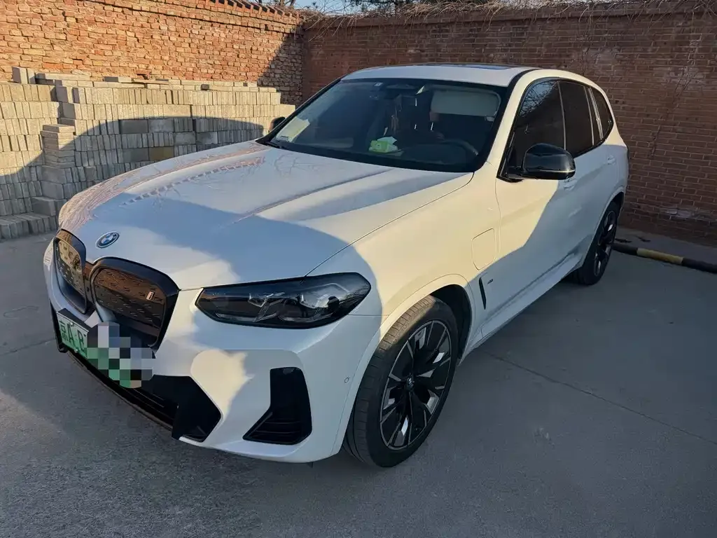 BMW iX3 2023 из CN, фото 1