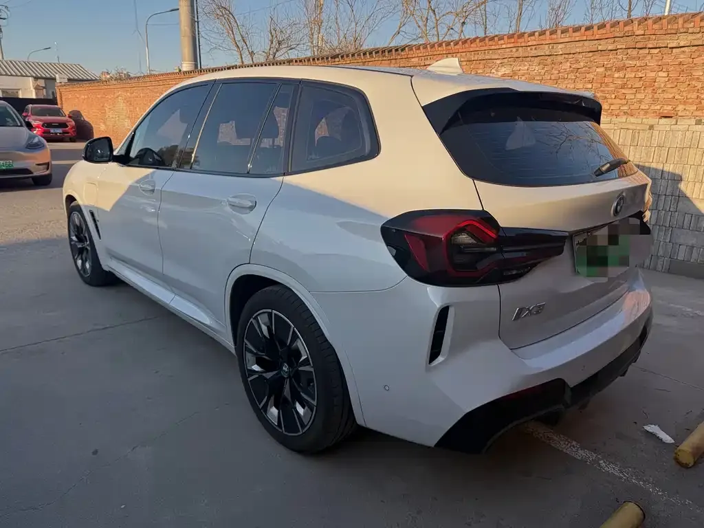 BMW iX3 2023 из CN, фото 5