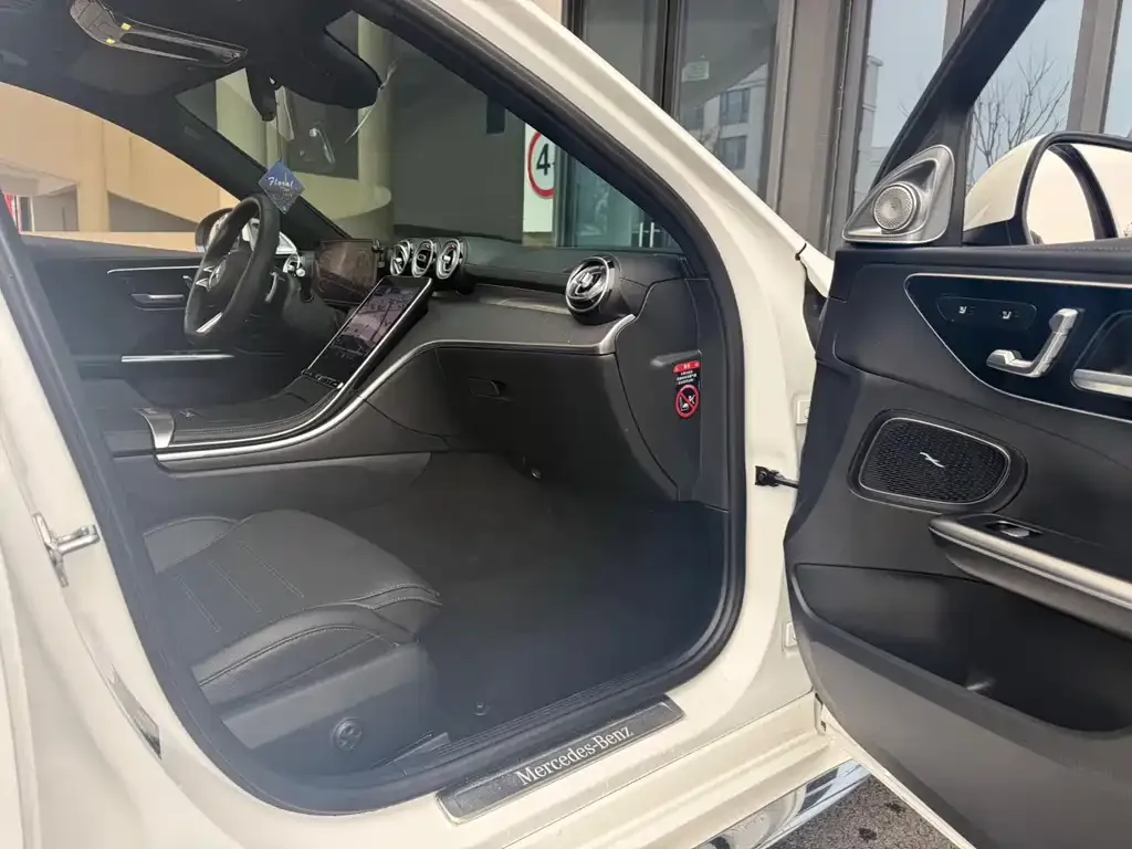 Mercedes-Benz C-Class 2023 из CN, фото 6
