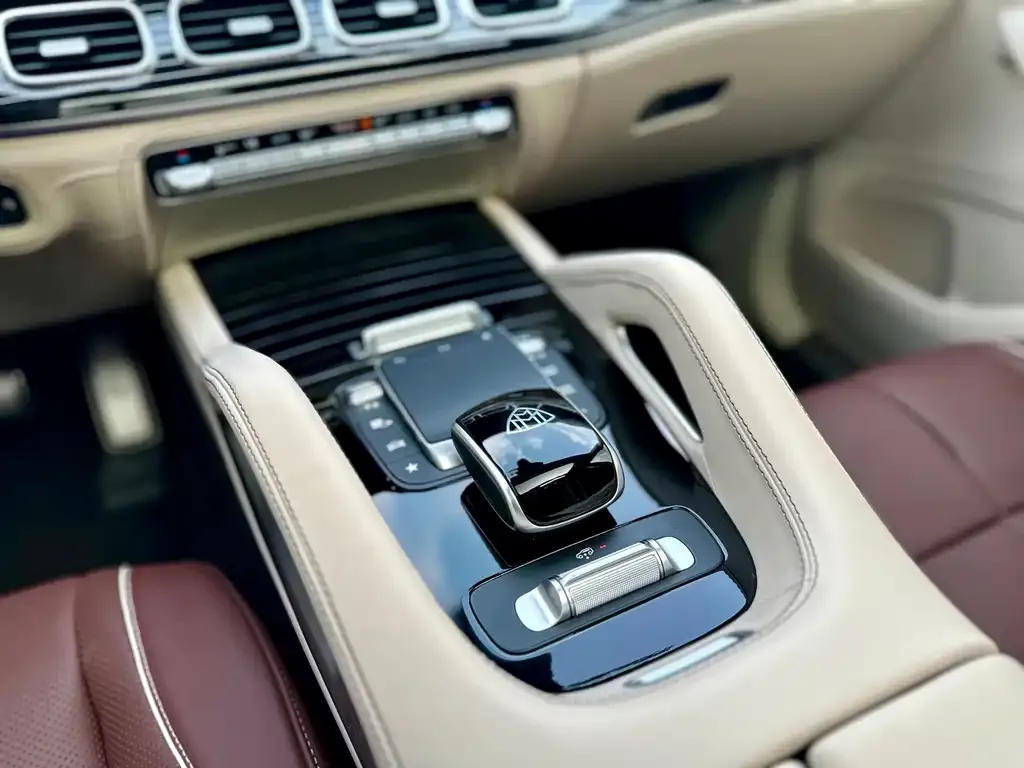 Mercedes-Benz GLS — фото 3