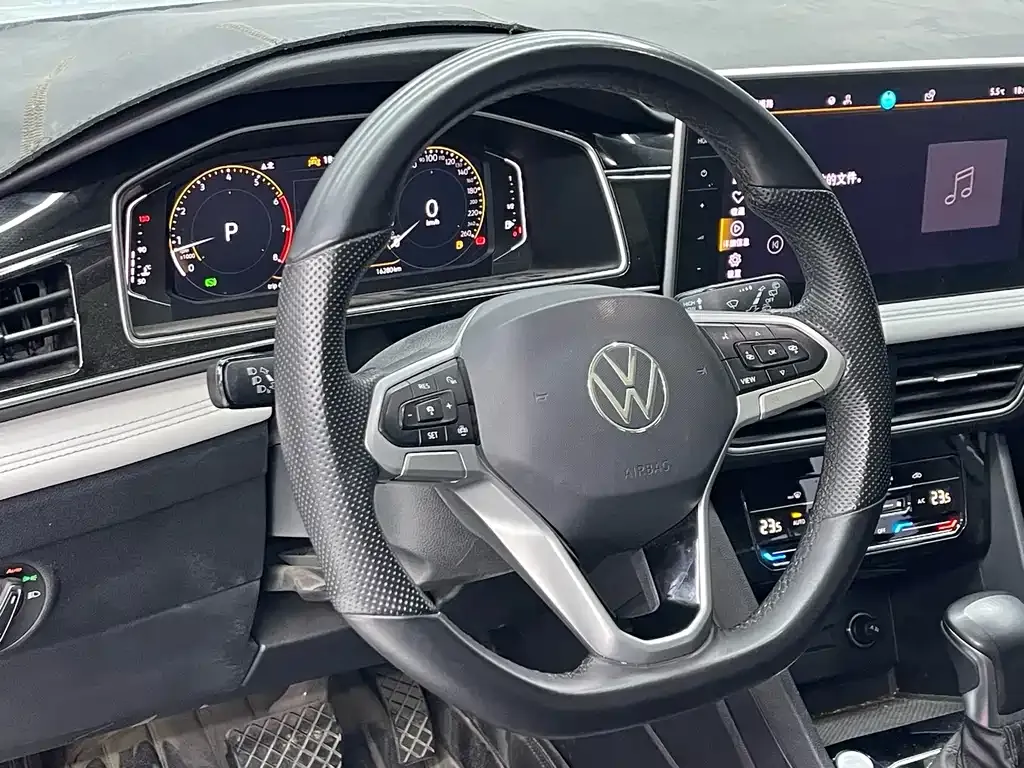 Volkswagen Tiguan L 2024 из CN, фото 3