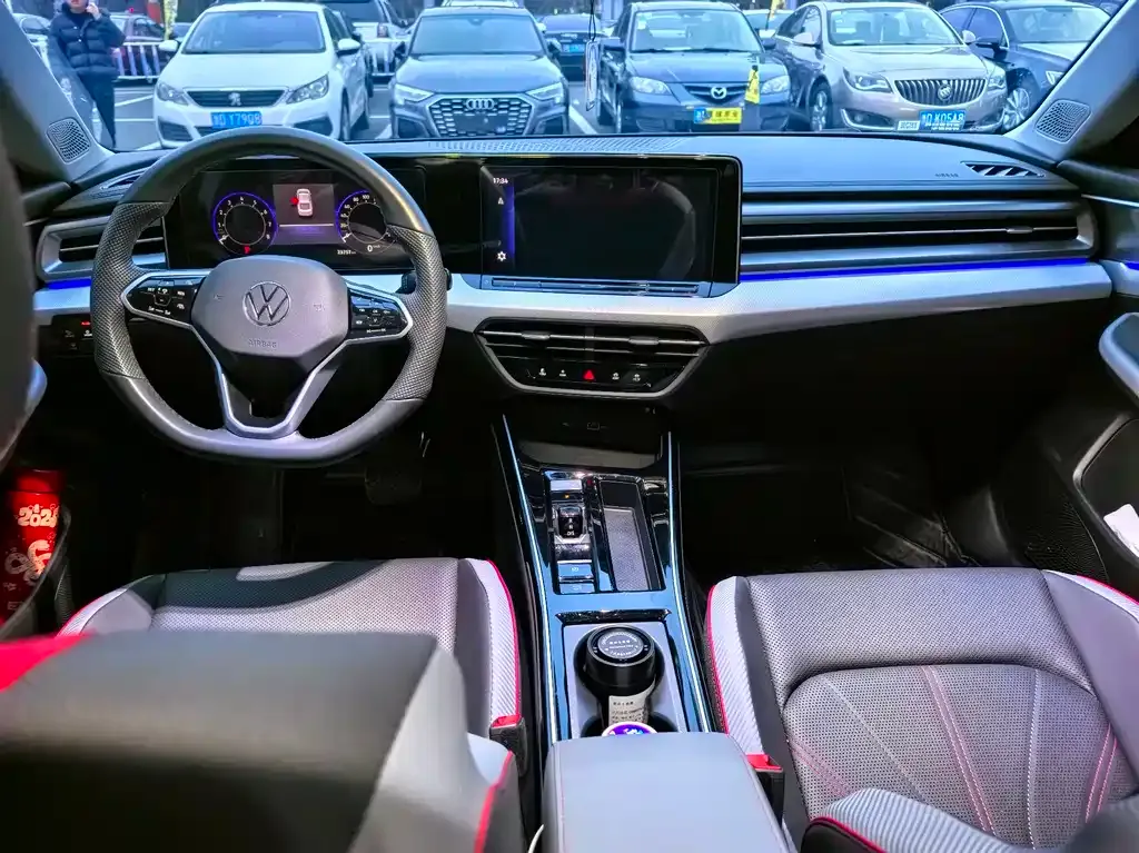 Volkswagen Lamando 2024 из CN, фото 3