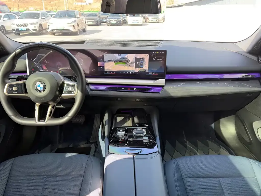 BMW 5 Series — фото 4