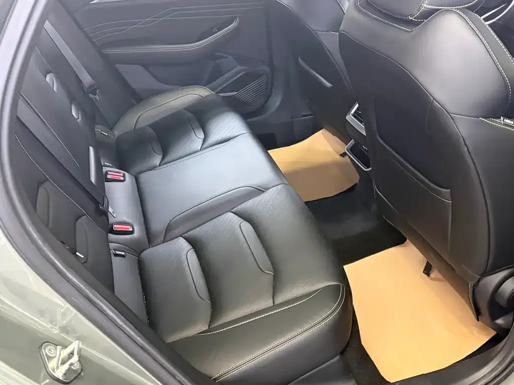 Geely Xingrui 2023 из CN, фото 5
