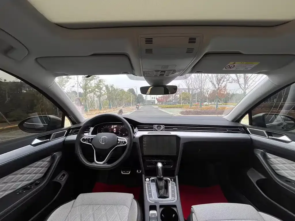 Volkswagen Magotan 2023 из CN, фото 2