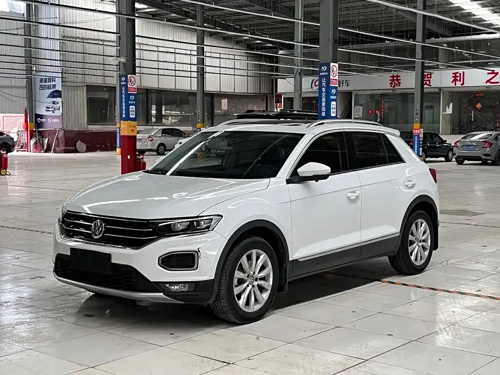 Volkswagen T-Roc 2021 из CN, фото 1