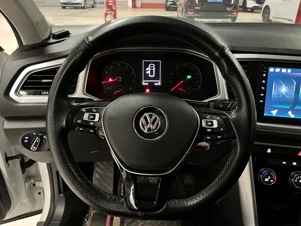 Volkswagen T-Roc 2021 из CN, фото 7