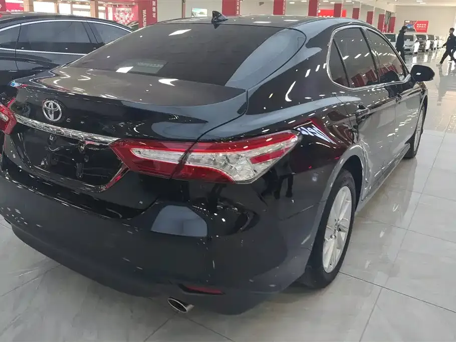 Toyota Camry 2022 из CN, фото 9