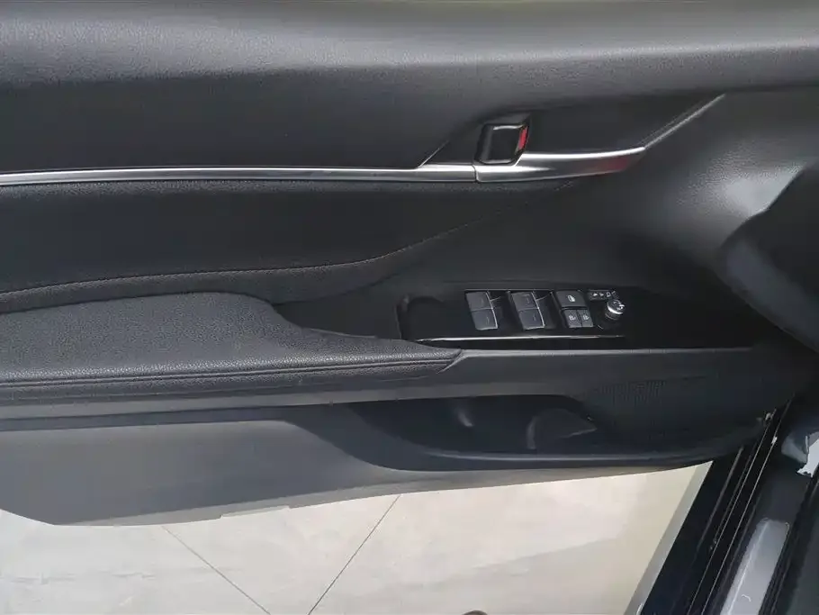 Toyota Camry 2022 из CN, фото 3