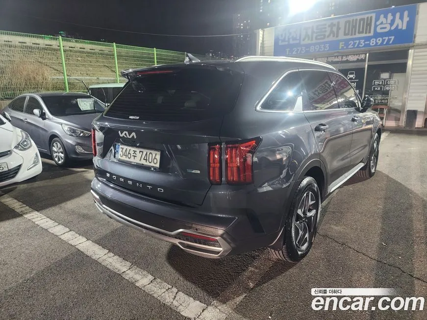 Kia Sorento — фото 5