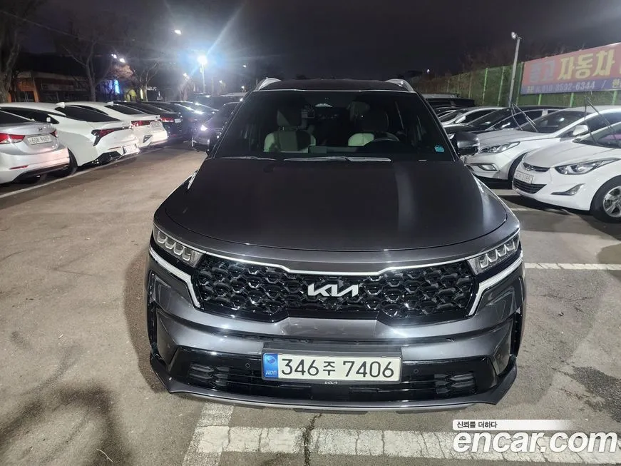 Kia Sorento — фото 8
