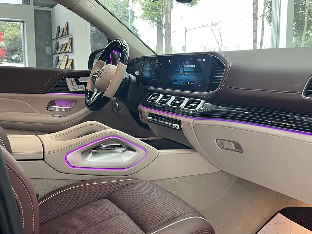Mercedes-Benz GLS 2023 из CN, фото 2