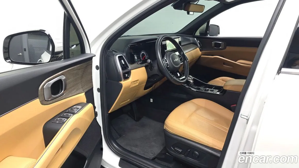 Kia Sorento — фото 10