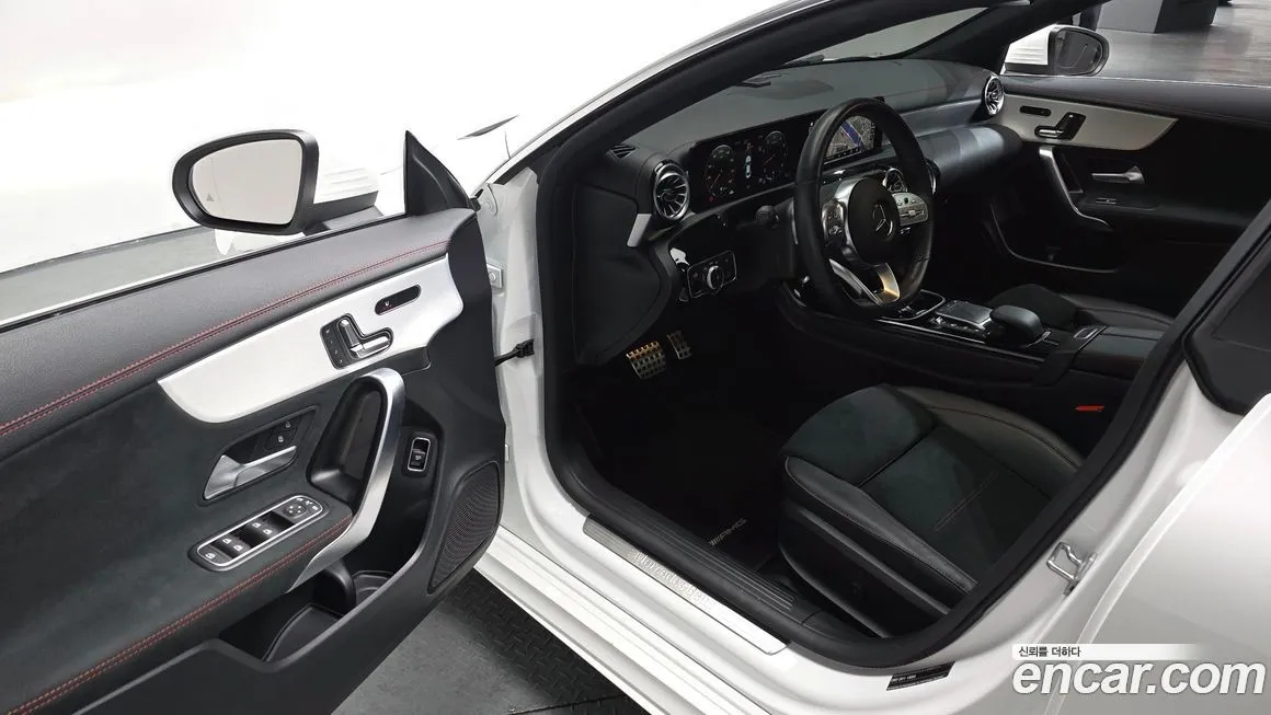 Mercedes-Benz CLA-Class — фото 10