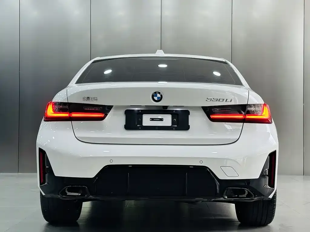 BMW 3 Series 2025 из CN, фото 7