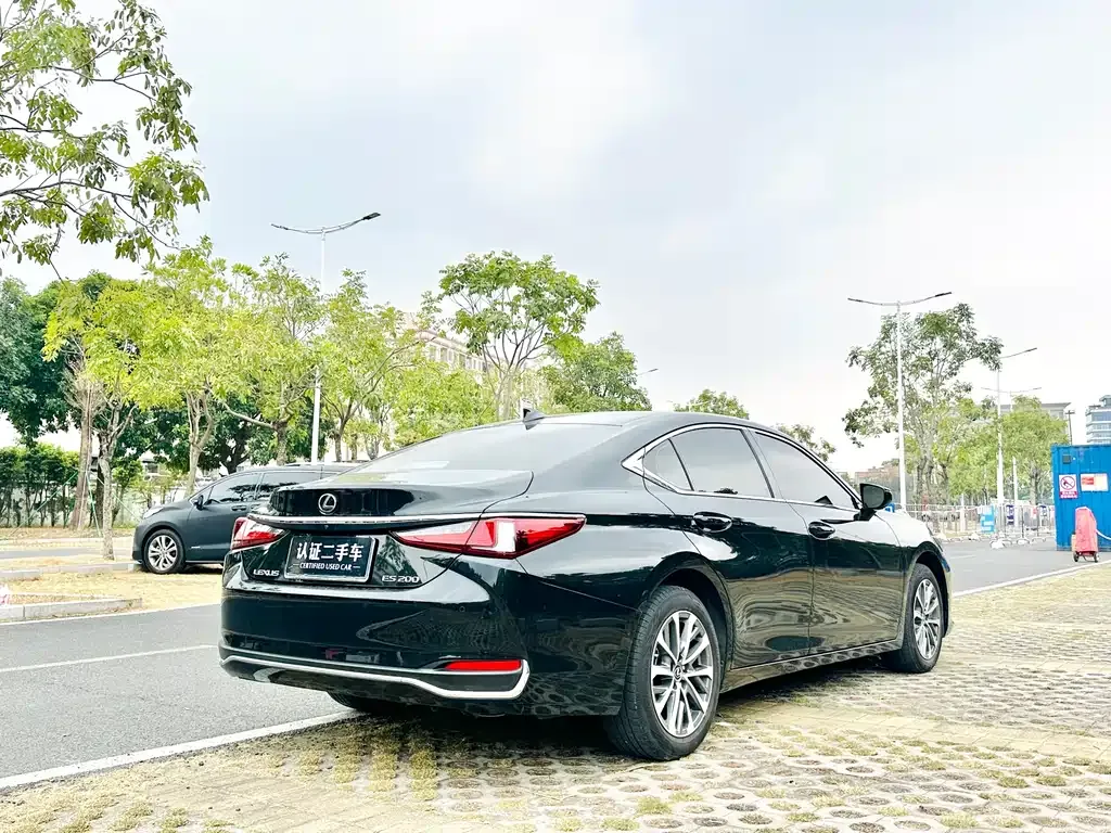Lexus ES 2023 из CN, фото 6