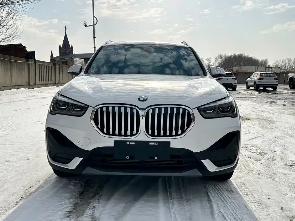 BMW X1 — фото 3