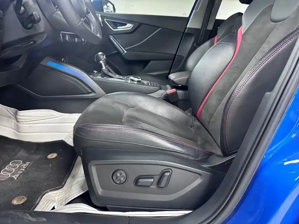 Audi Q2L 2021 из CN, фото 5