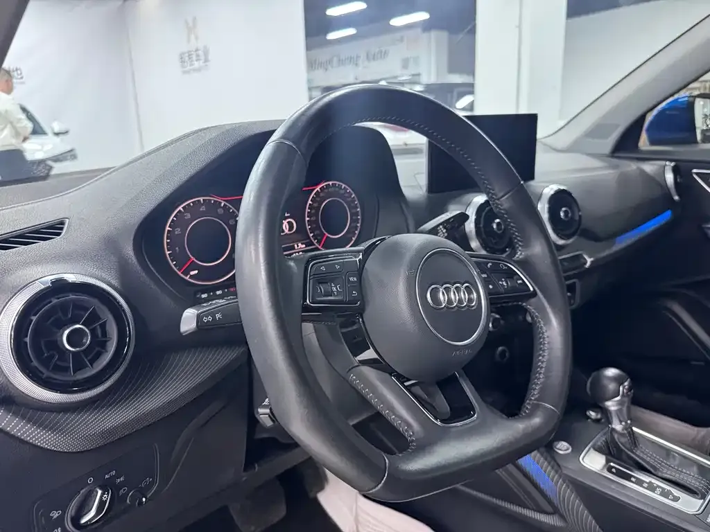Audi Q2L 2021 из CN, фото 9