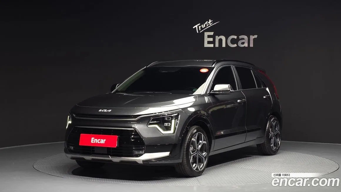 Kia Niro — фото 1