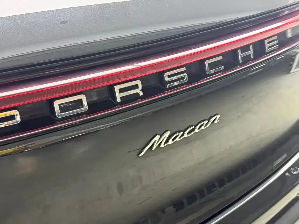 Porsche Macan — фото 7