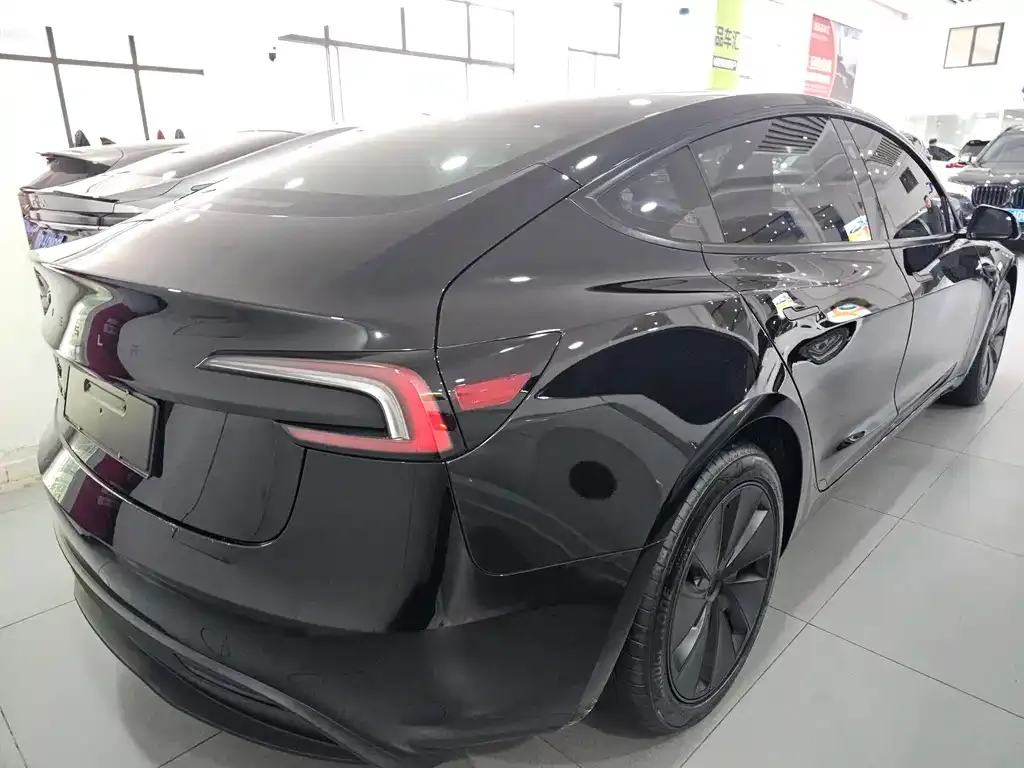 Tesla Model 3 2025 из CN, фото 10