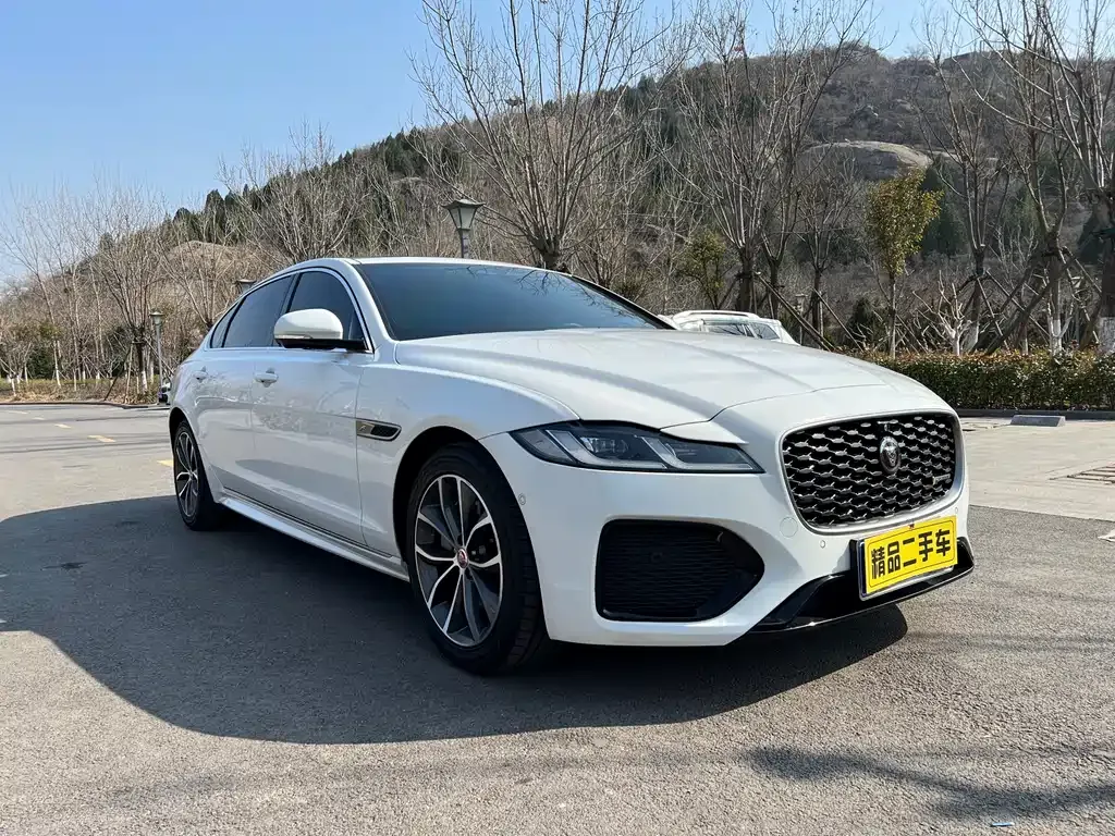 Jaguar XFL — фото 10