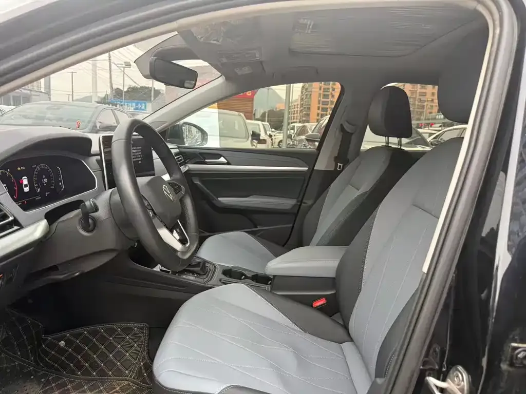 Volkswagen Lavida — фото 7