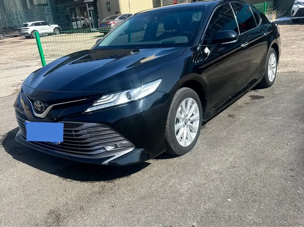 Toyota Camry 2021 из CN, фото 5