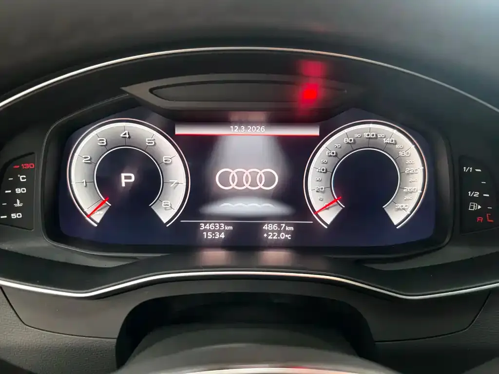 Audi A7 2023 из CN, фото 7