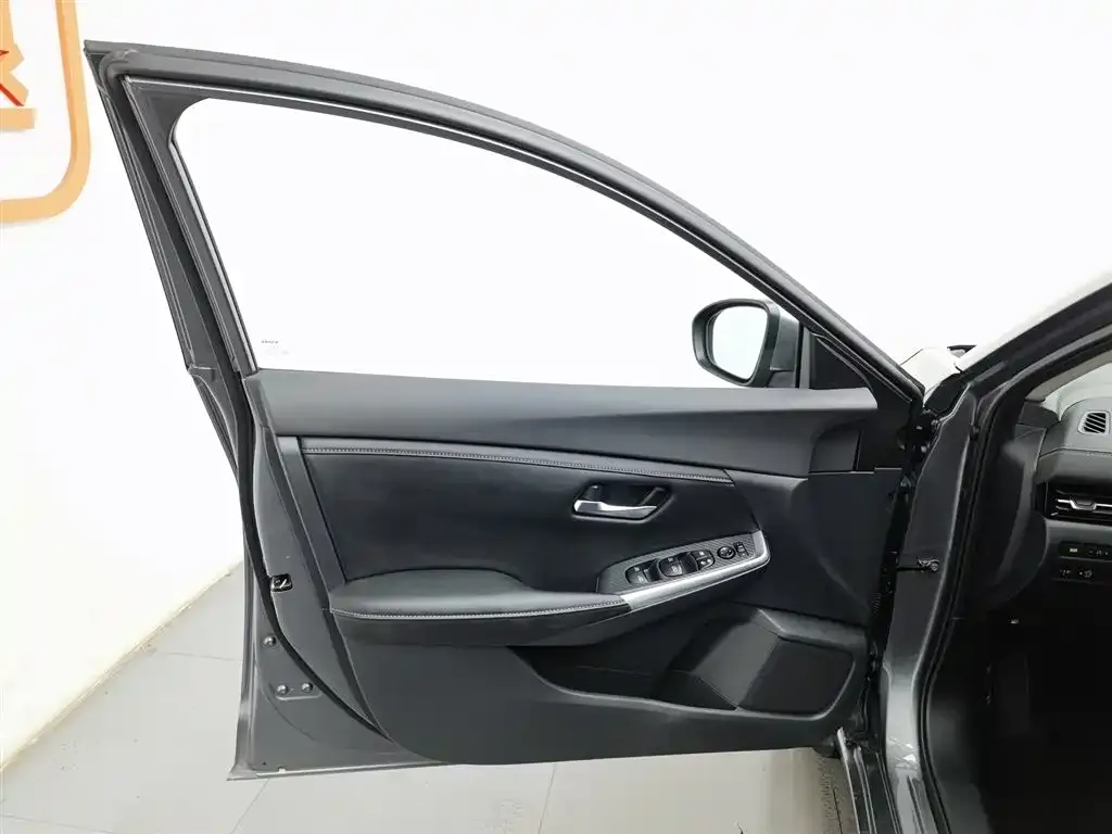 Nissan Sylphy 2024 из CN, фото 2