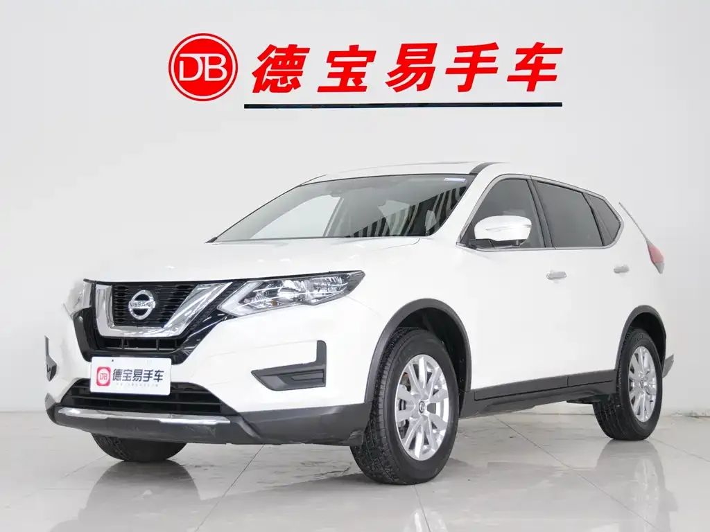 Nissan X-Trail — фото 1