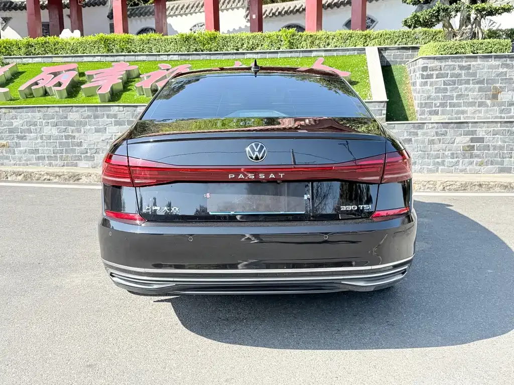 Volkswagen Passat — фото 2