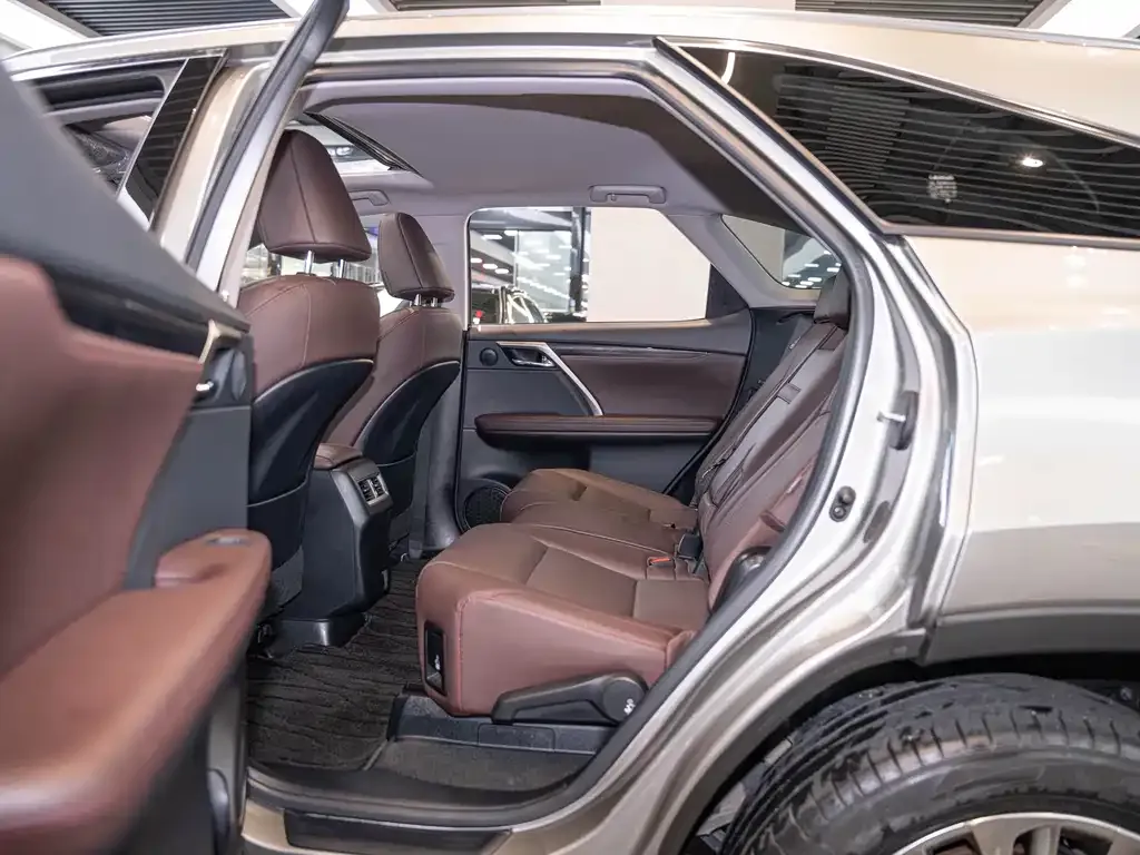 Lexus RX 2021 из CN, фото 2